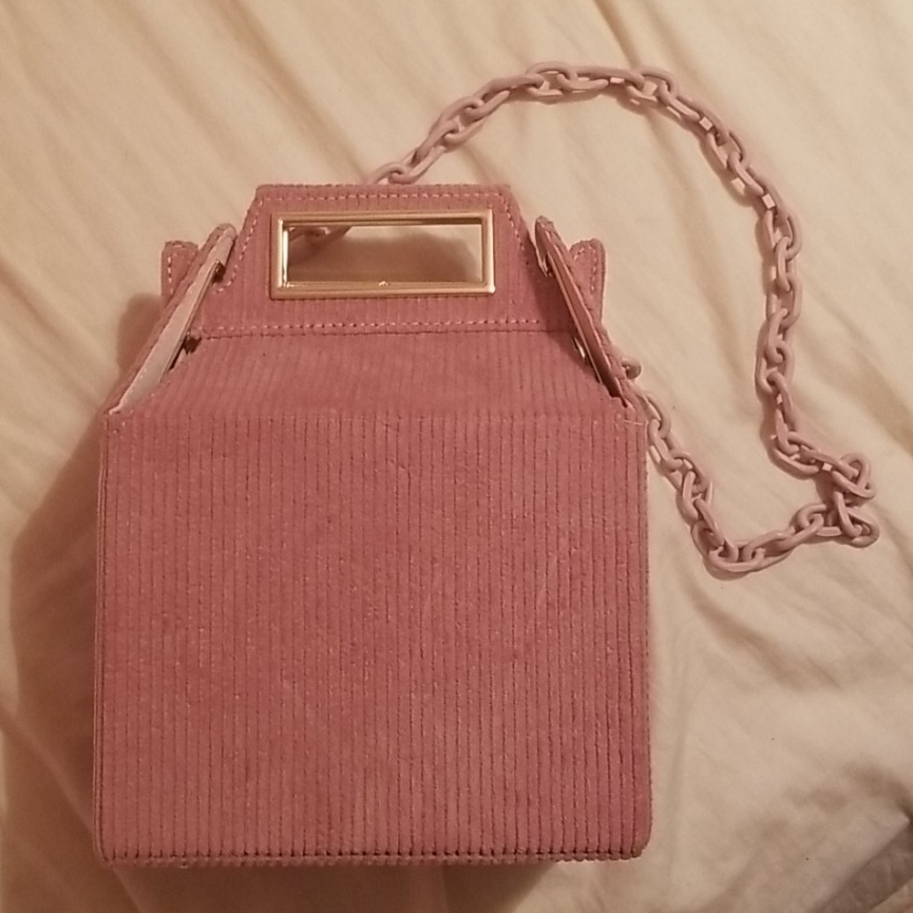 Pop & Suki pink takeout bag WITH pink chain strap